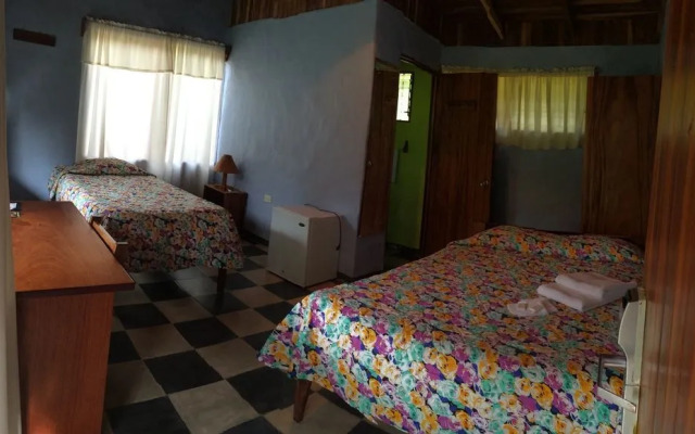 El Bosque Trails & Eco-Lodge