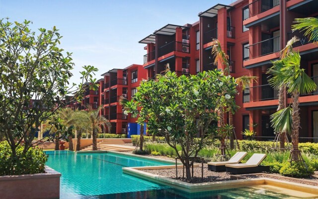 Bluroc Hua Hin by FavStay