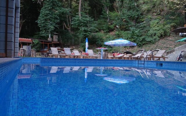Hotel Saint Nedelya