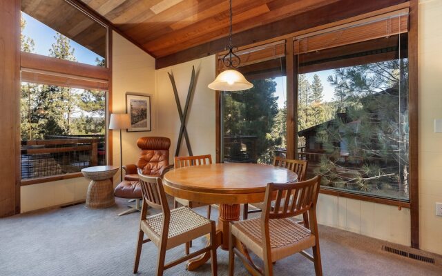 Archie's Bungalow by Tahoe Mountain Properties