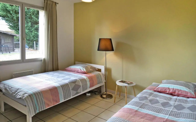 Holiday Home Les Chênes - HUT123