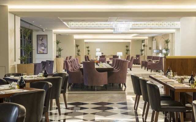 The Hotel Galleria Jeddah, Curio Collection by Hilton