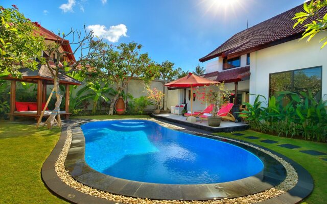 Alysha Villa Seminyak Beachside
