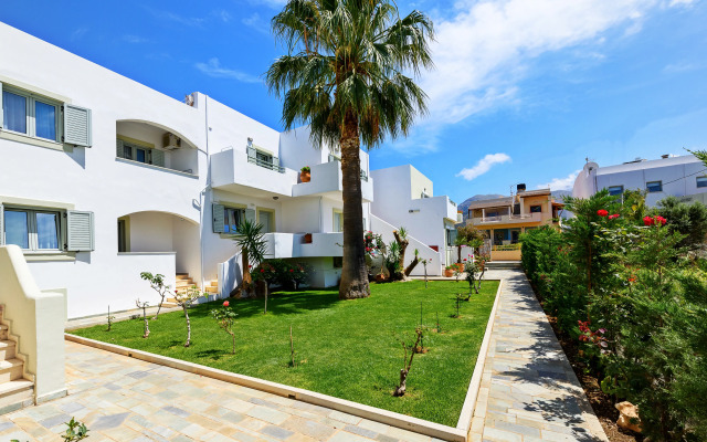 Angela Studios & Apartments