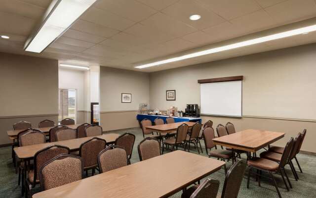 Travelodge by Wyndham Swift Current