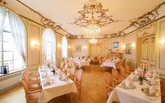 Schloss Groß Plasten