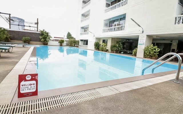 Omni Suites Aparts-Hotel