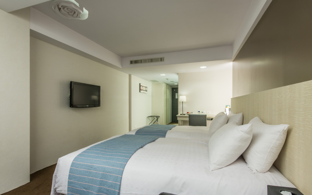 Forward Hotel Nangang