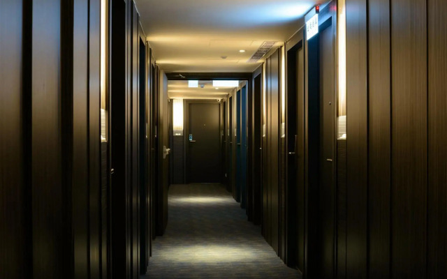 Poshpacker Hotel