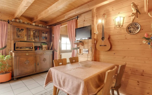 Wooden Holiday Home in Hinterrod With Sauna