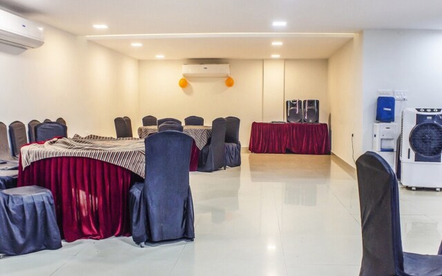 FabHotel Smriti Star Service Apartments