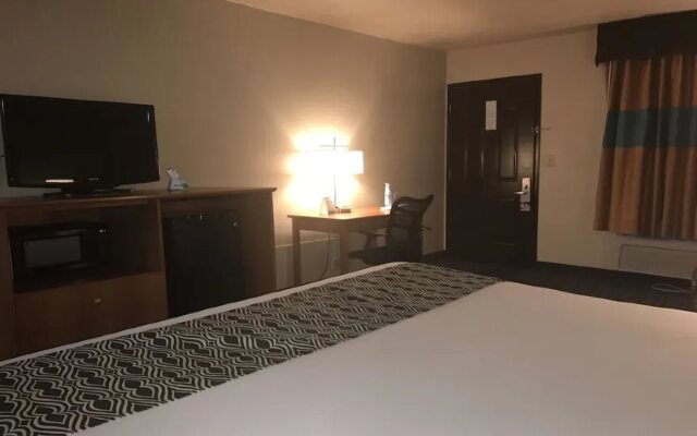 Ramada by Wyndham Louisville North