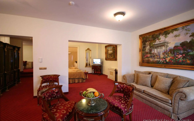 St. George Residence All Suite Hotel Deluxe