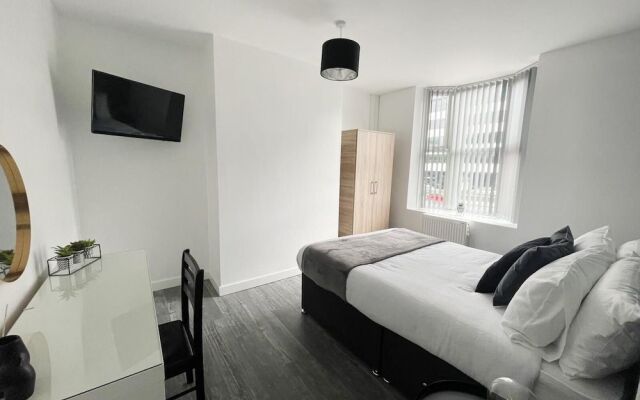 Flat 2 Hagley Road