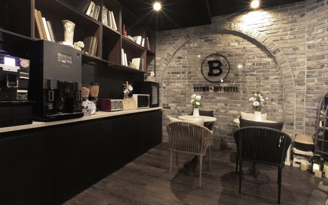 Brown Dot Hotel Yangjeong