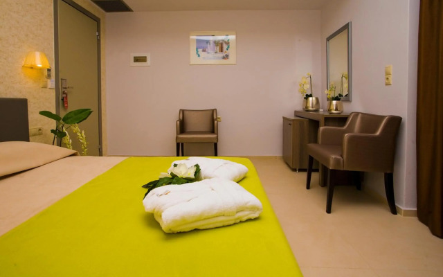 Astron Hotel