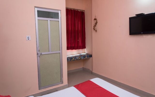 OYO 14227 Home Lake View Stay Brahmpol