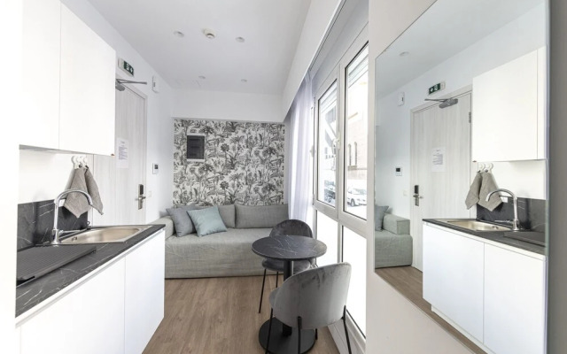 Phaedrus Living Exec Kriel Suites 101