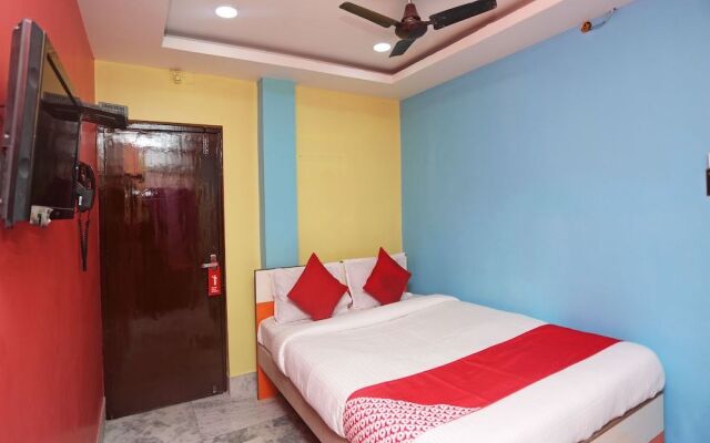 OYO 22232 Hotel Continental & Lodge
