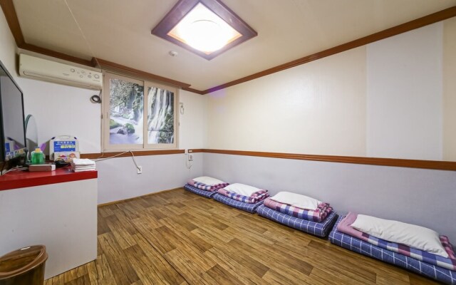 Busan Haeundae Pastel