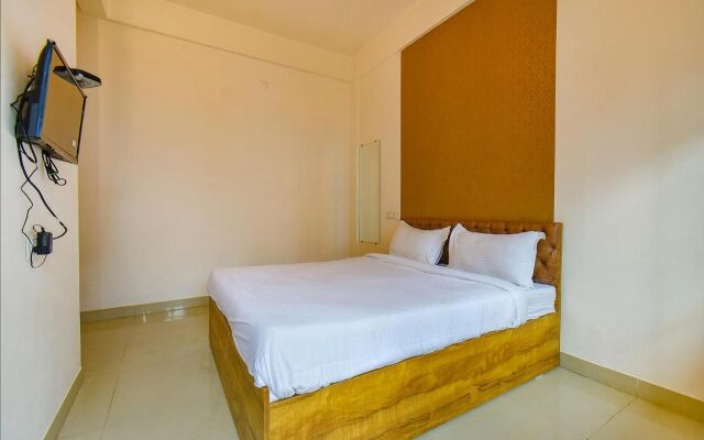 FabHotel Tiru Residency
