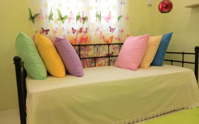 2 BR Medina Dollar Landed Homestay Cheras MRT Link – Guest Rooms – Kajang