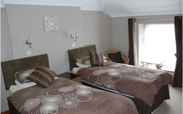 Tanes Hotel
