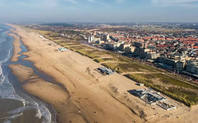 Holiday Home Noordwijkerhout by Beach