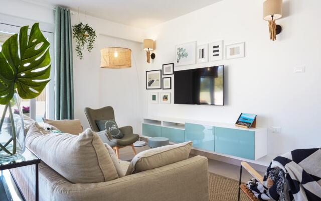 Sariva Villa CaseSicule - Heating Pool, Beach at 50 m-Villa Sariva