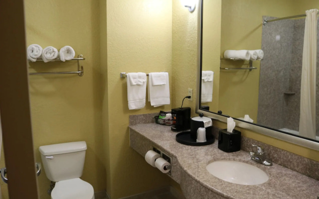 Ambassador Inn and Suites Tuscaloosa