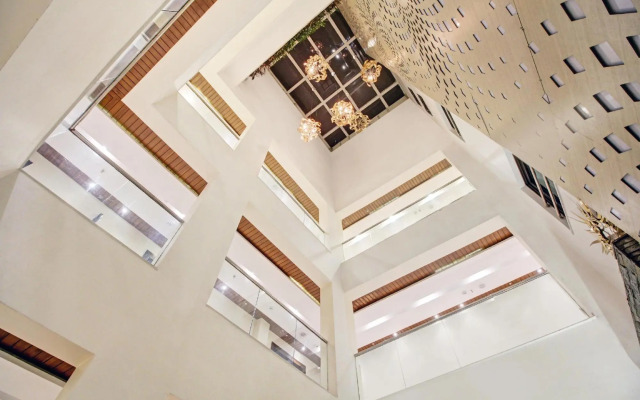 Townhouse Oak Hotel Radiant