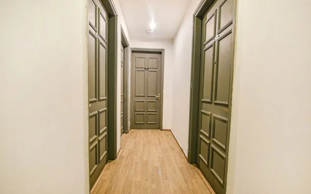 Fabhotel Comfort Residency I