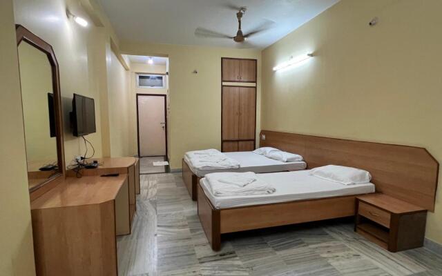Hotel Lee Garden, Near Blue Flag Beach(500 Mtrs), Puri