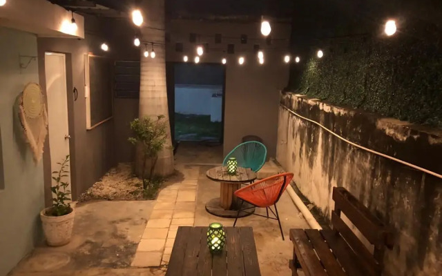 Casa 60 Urban Hostal