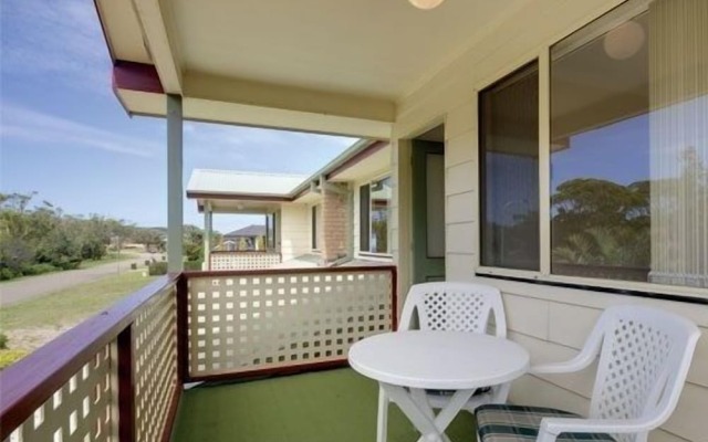 Bombora at Fingal Bay