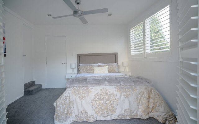 Castor Bay Premium Modern and Cosy 2 Bedroom Unit