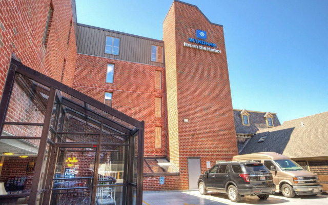 Club Wyndham Inn on the Harbor