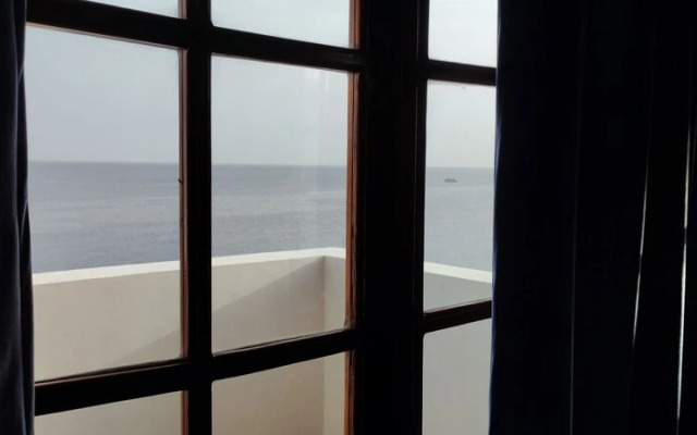 Adrenalin Beach Lodge