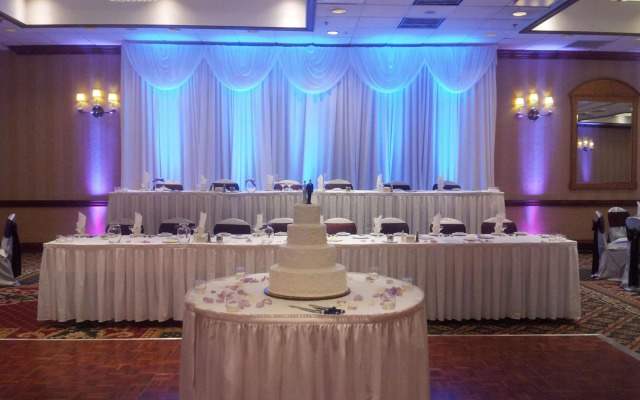 DoubleTree by Hilton Chicago - Alsip