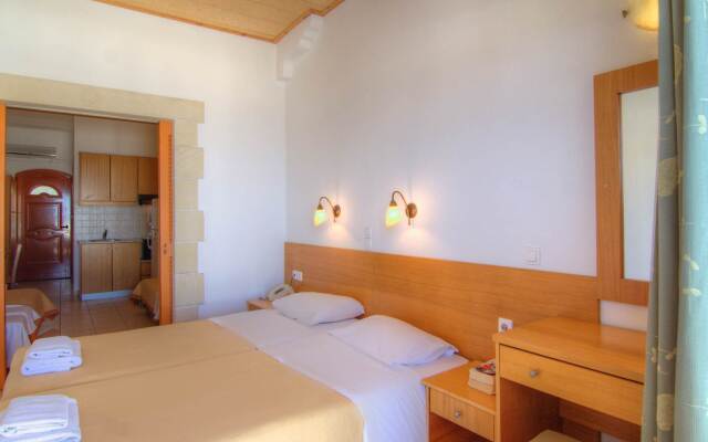Adonis Hotel 2 (Crete)