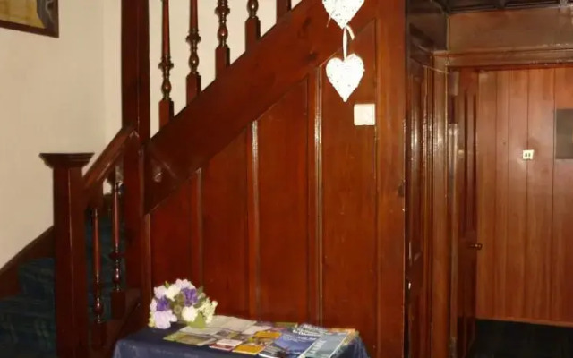 Gilkerscleugh Farmhouse B&B