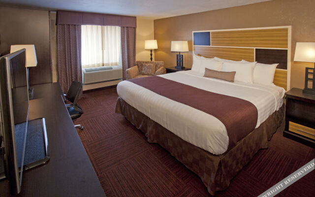 Red Lion Inn & Suites Federal Way