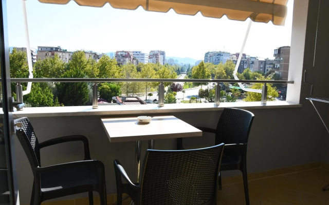 Click Apartments - Tirana