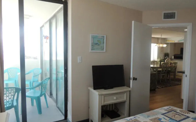 Sands Beach Club #814 Ocean Front