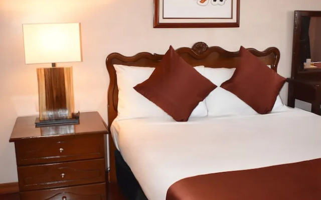 Leonard Wood Pines Hotel