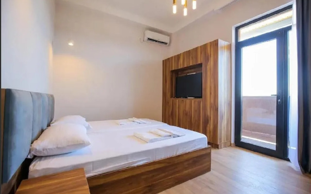 Seventh floor apartment