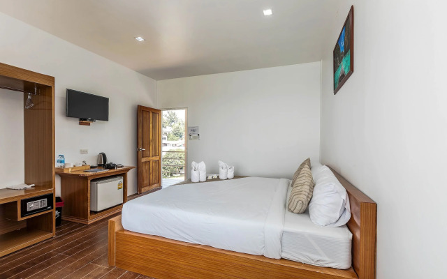 Phi Phi Chang Grand Resort & Spa