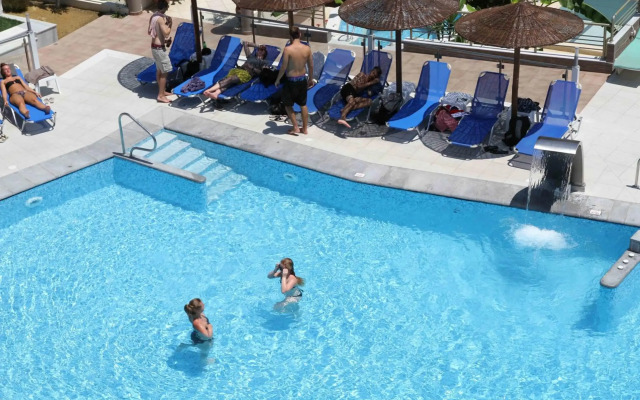 Astron Hotel