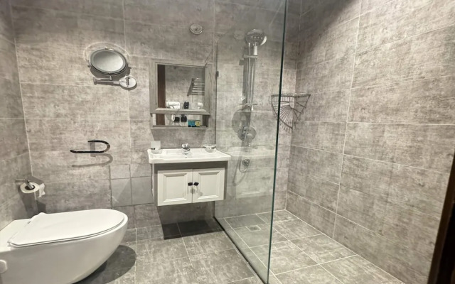Palette Luxury MAS Hotel