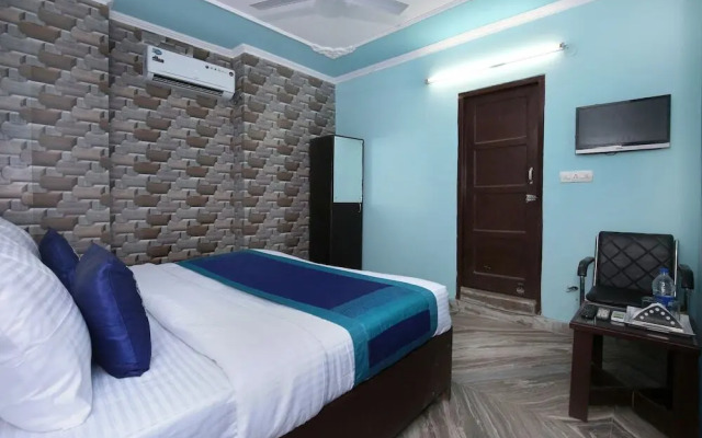 OYO 9740 Hotel Him Sagar